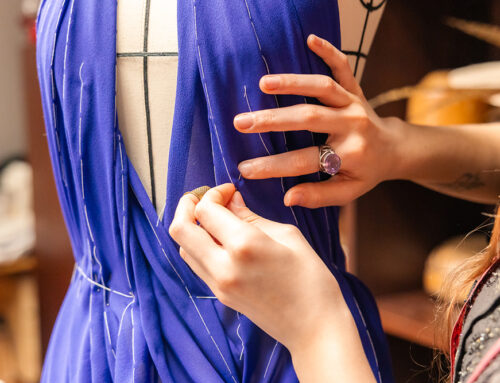 Moulage no Design de Moda: A técnica tridimensional por detrás da criatividade.